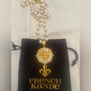 FRENCH KANDE Pearl and Gold Bee Pendant With Swarovski Crystal Brilliante Bezel